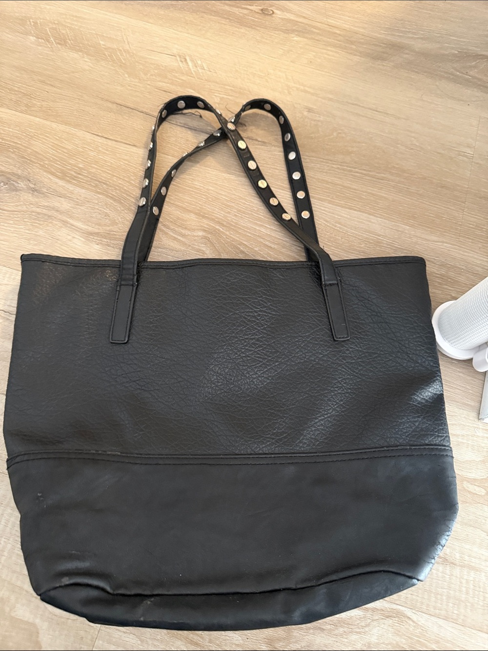 Vintage Kenneth Cole Reaction Black Tote with Studded Handles - Picture 2 of 6